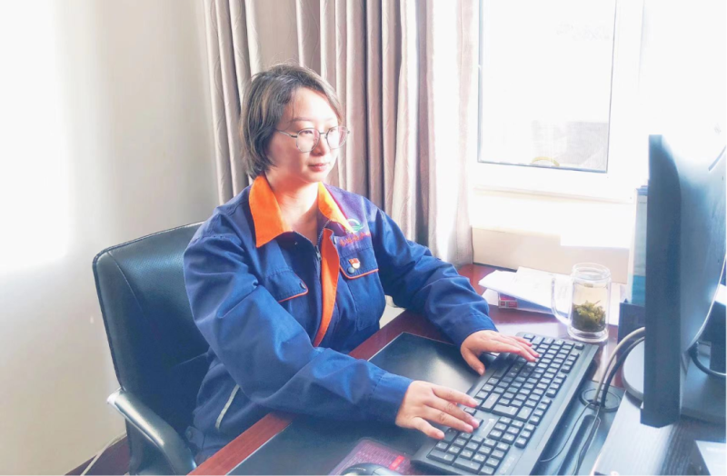 省物產(chǎn)集團黨務工作者、先進模范持續(xù)熱議黨的二十大精神（二）